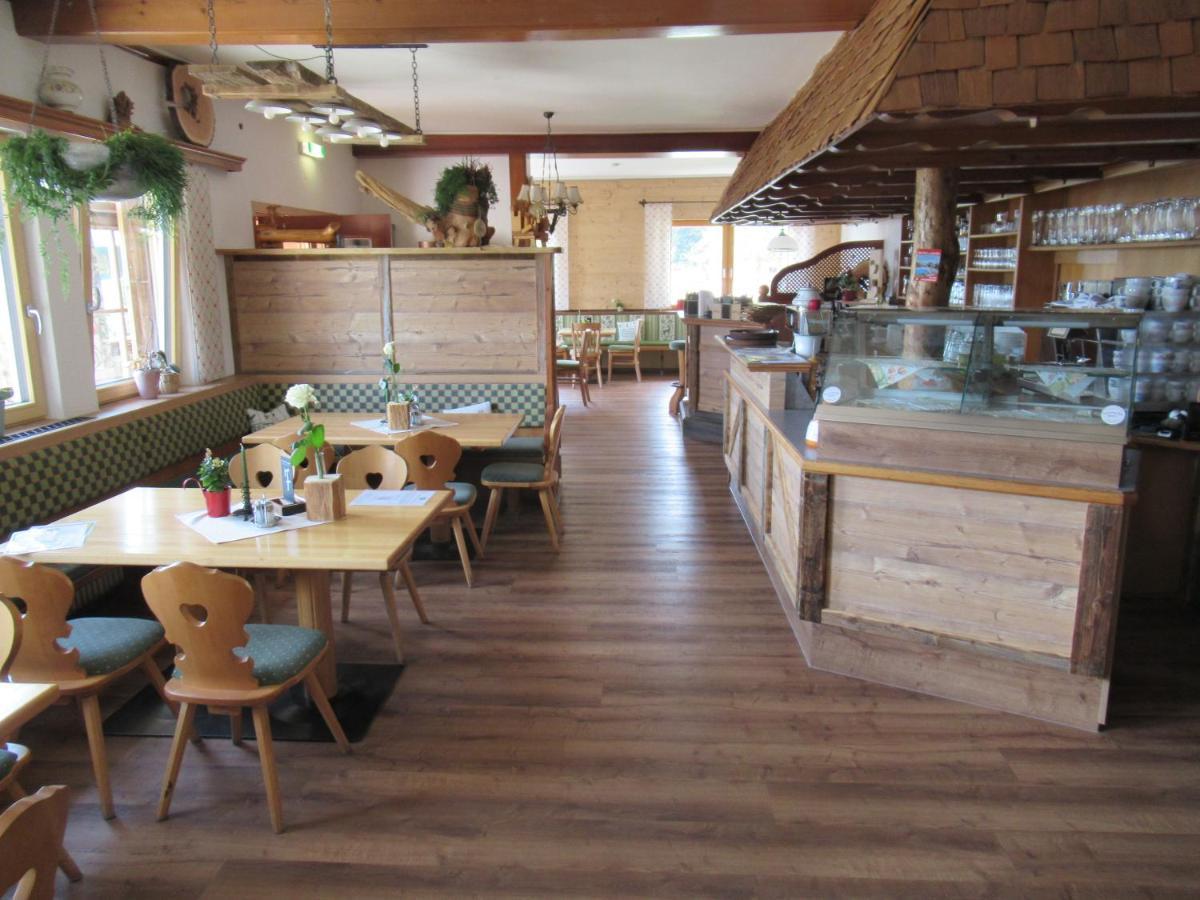 Steinerhaus Berggasthof グレーブミング エクステリア 写真