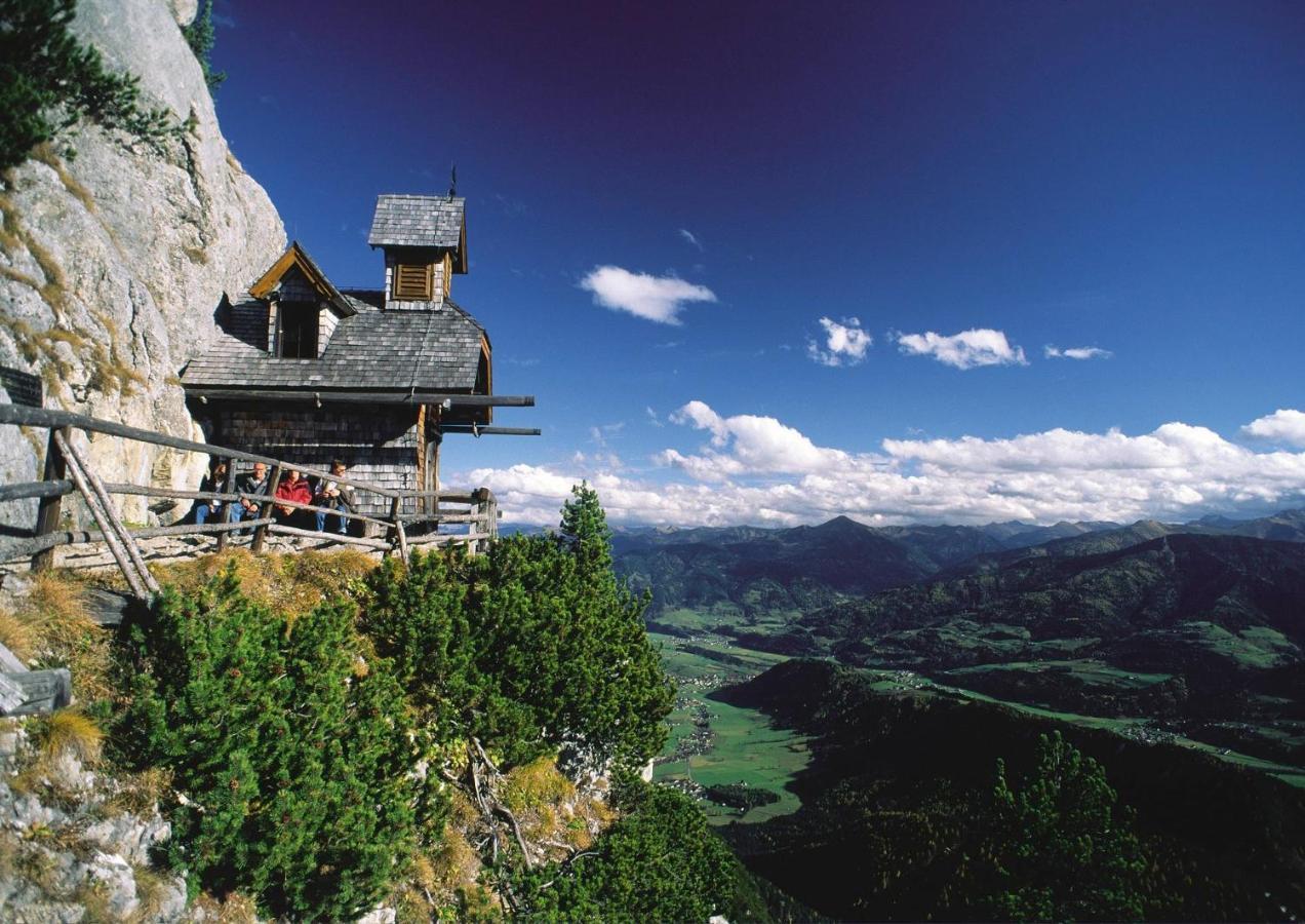 Steinerhaus Berggasthof グレーブミング エクステリア 写真