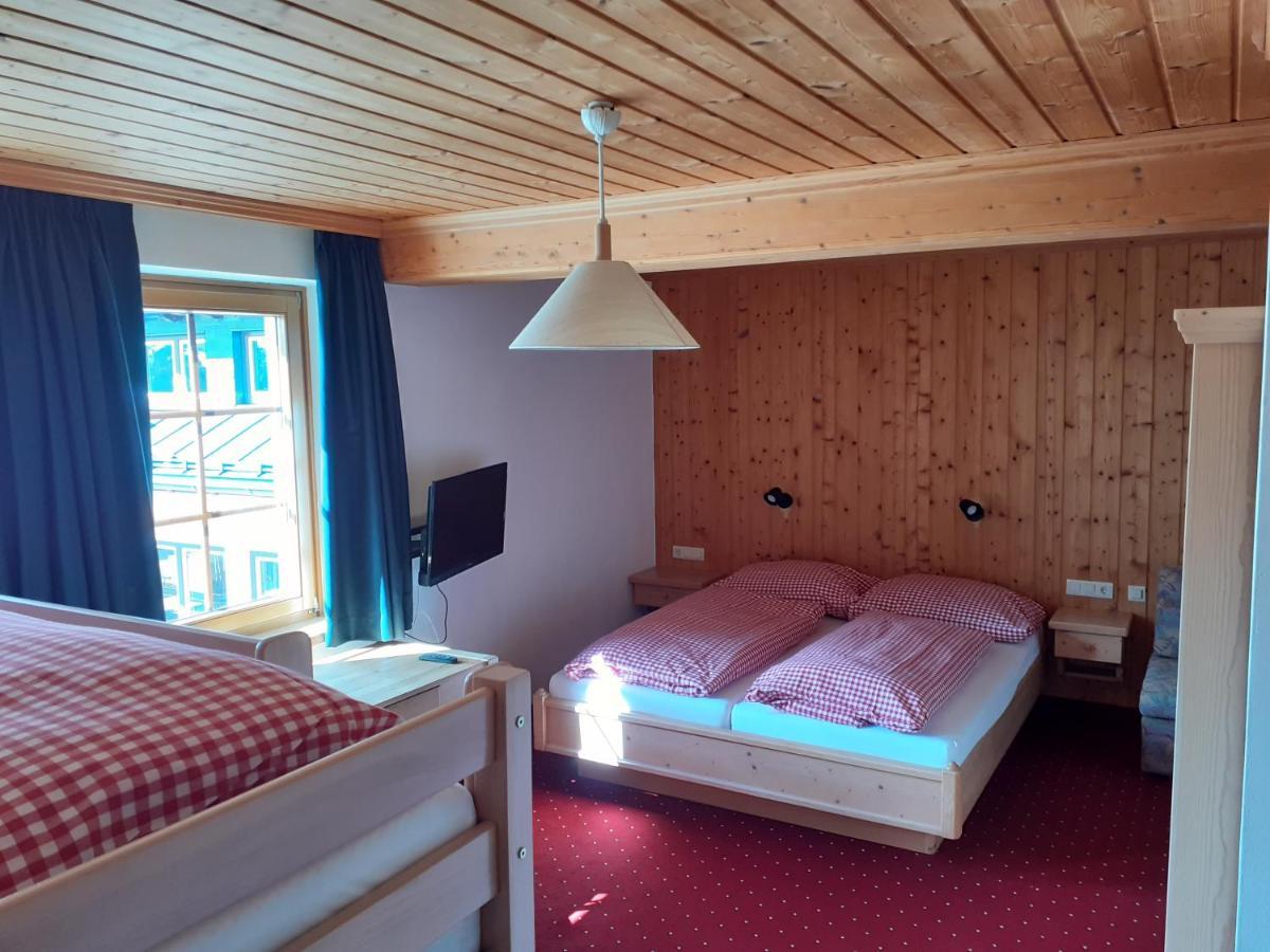 Steinerhaus Berggasthof グレーブミング エクステリア 写真