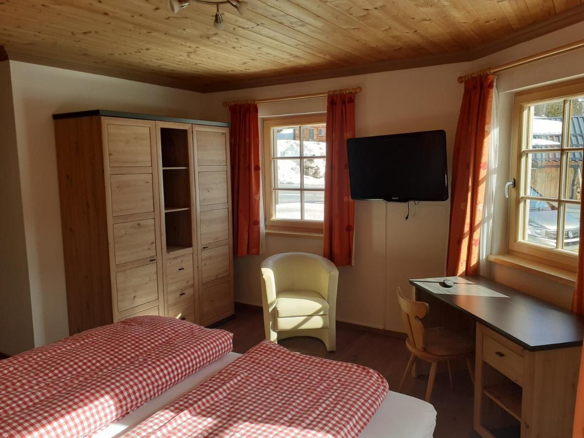 Steinerhaus Berggasthof グレーブミング エクステリア 写真